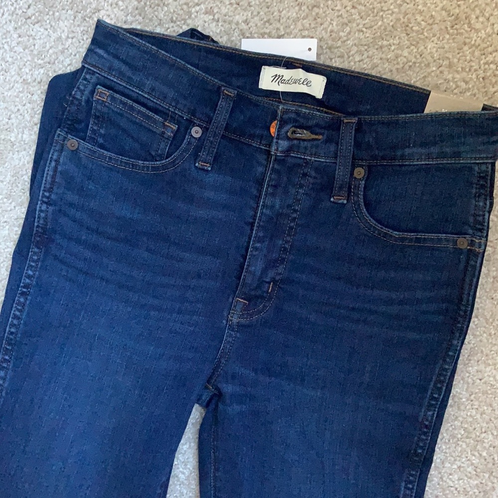 Madewell 10” High Rise Dark Wash Skinny Jeans - Picture 4 of 4
